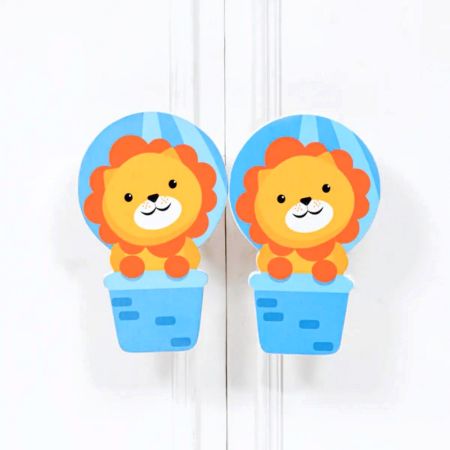 Handcrafted Acacia Wood Lion Cupboard Handles Set